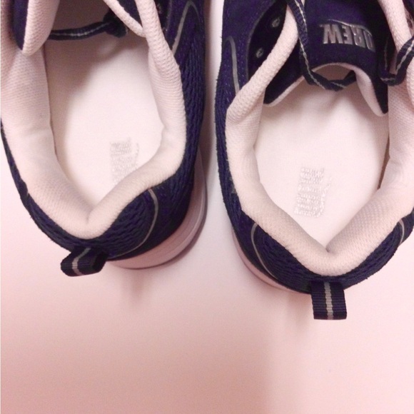 New Drew Aaron Athletic Shoes.    Mens Size 8 6E. Women’s Size 10 - Picture 3 of 6